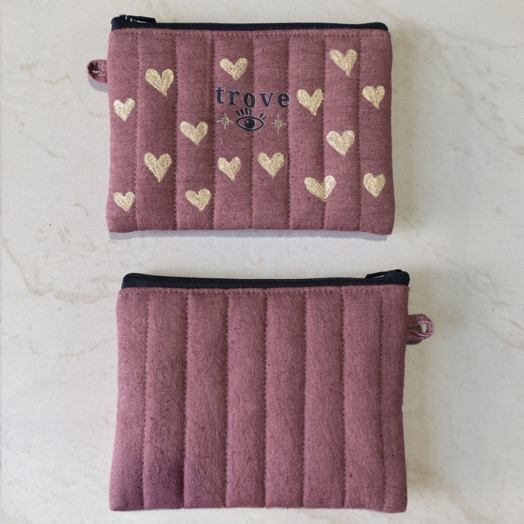 Hand-Painted Dull Pink Heart Pouch – 10 x 15 cm