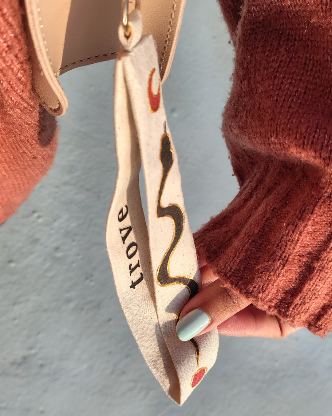 bag accessory for holding and grip, key chain