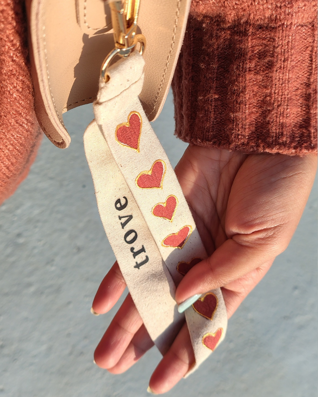 trove brand wrist strap for grip and key chain, heart hand painted